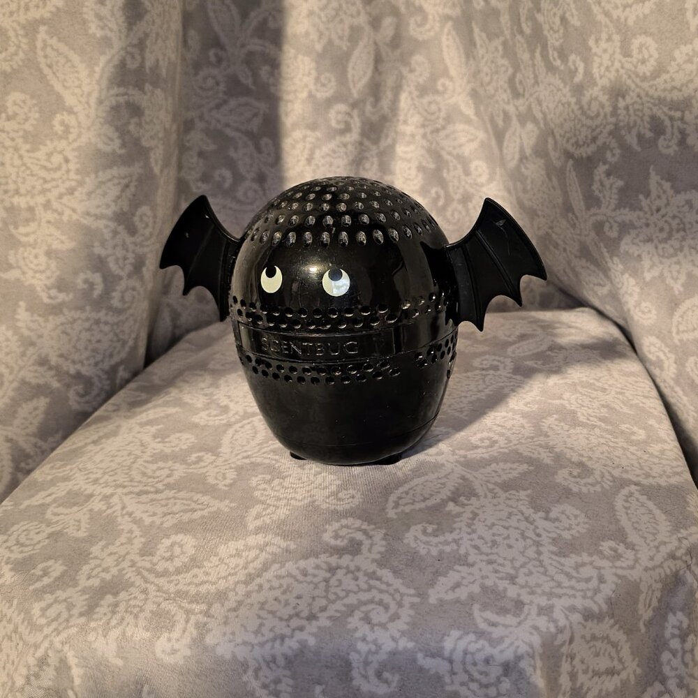 Bath & Body Works SCENTBUG Home Fragrance Oil Fan Diffuser Bat bundle - Picture 2 of 10